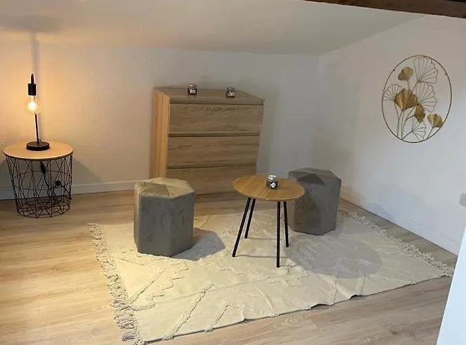 Un Petit Paradis, Centre De